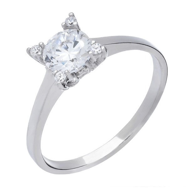 engagment ring with zircon